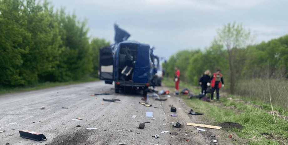 Обстріл Сумщини, обстріл автобусу, Білопілля, сумська облась новини, війна, автобус