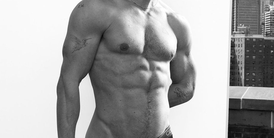 Актор, Джеремі Аллен Вайт, зірка серіалу "Ведмідь", Calvin Klein