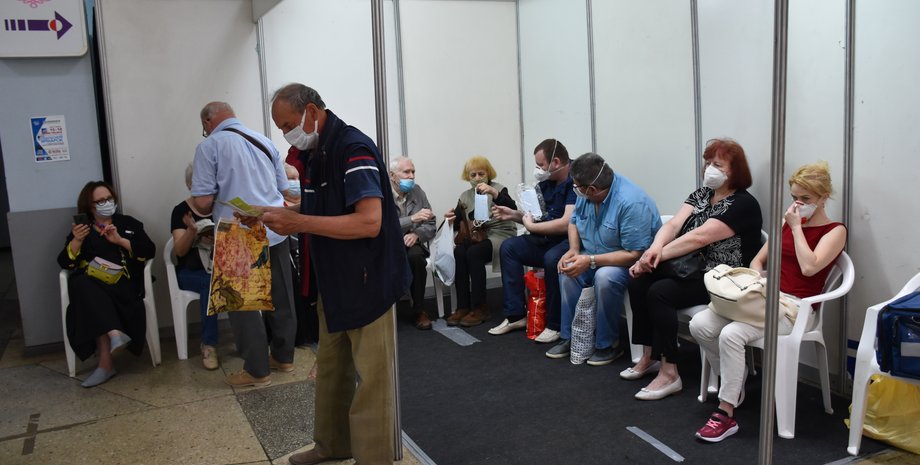 центр вакцинації, вінниця, фото