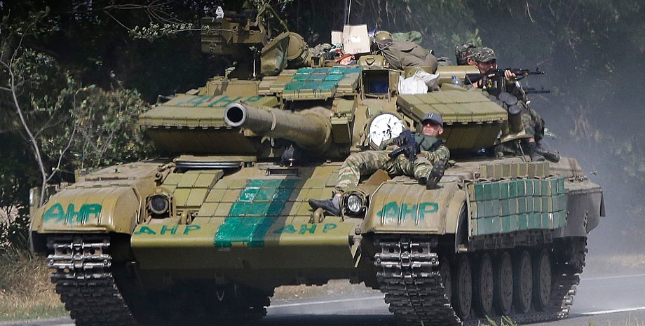 Боевики в Донбассе / Sergei Grits, AP Photo