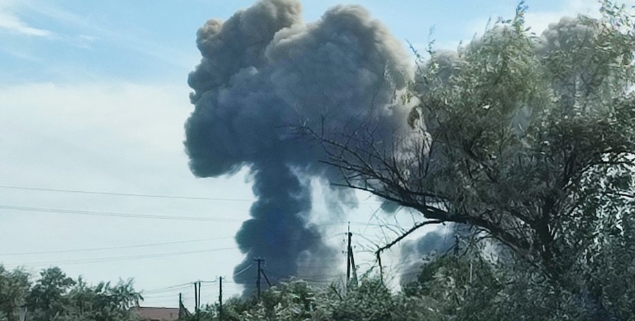 Взрыв, дым, работа ППО