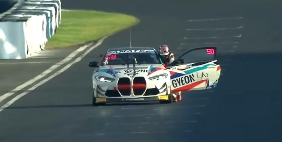 BMW, BMW M4, BMW M4 GT4, Гонка, Гонщик, Видео, Курьезы, Автоспорт, Болид, Соревнования, Топливо