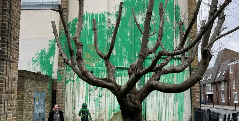 Бэнкси создал еще один мурал в Лондоне, уличное искусство, фото, Великобритания, аренда жилья, курьезы