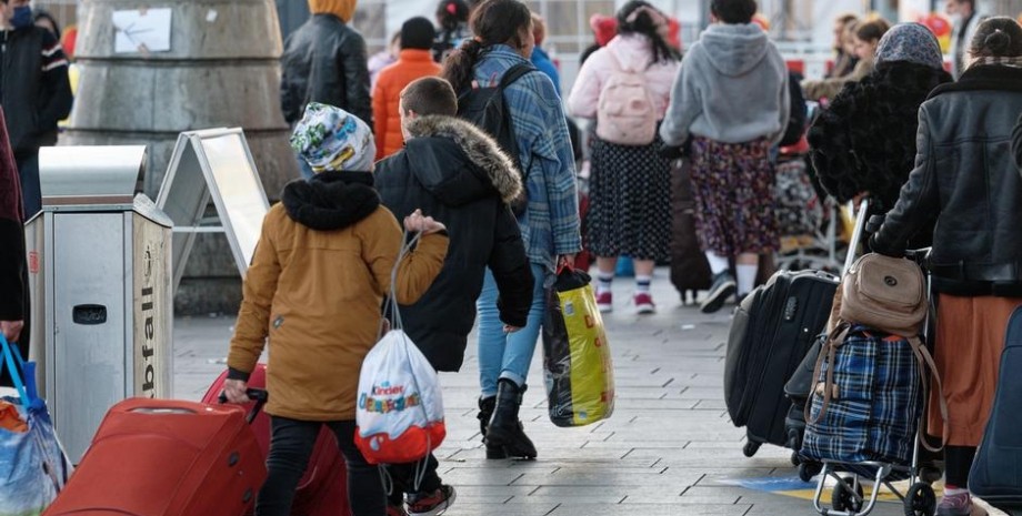 Германия беженцы пособия льготы миграция политика Германия, пособия для беженцев, отмена льгот, миграционная политика, изменения в политике