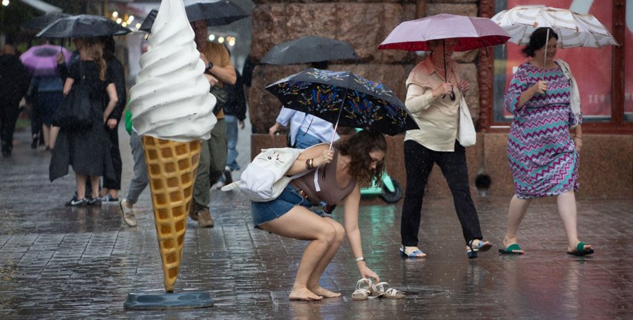 По прогнозу погоды в Киеве завтра пройдут дожди с грозами