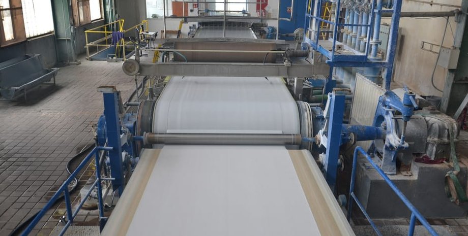 Производство антиковидной бумаги, бумажная машина