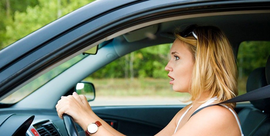 экзамены на права, права категории В, водительские права, экзамены по вождению, сервисные центры МВД