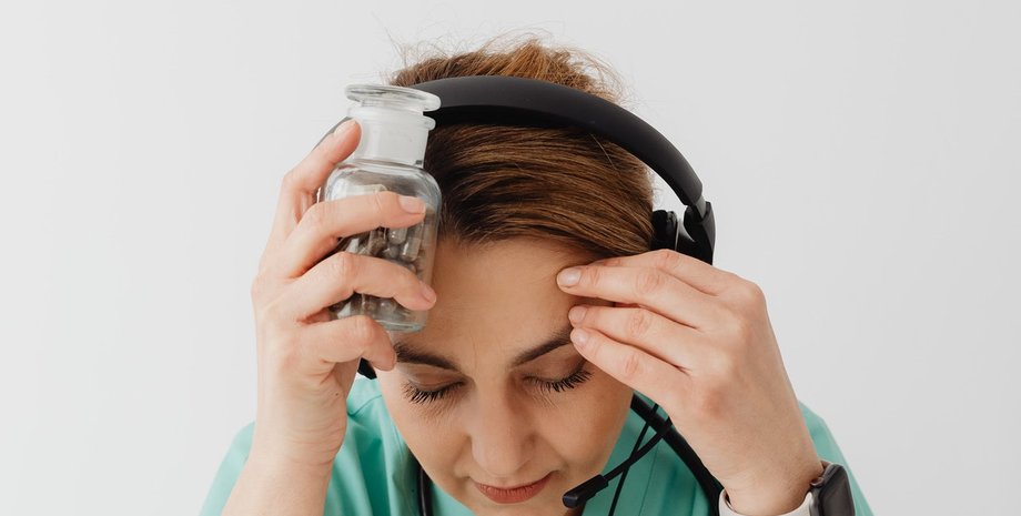 аптечка, мнеться в скарбничці