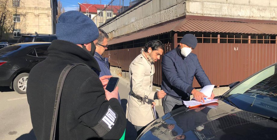 Лерос, подозрение, слуга народа, нардеп