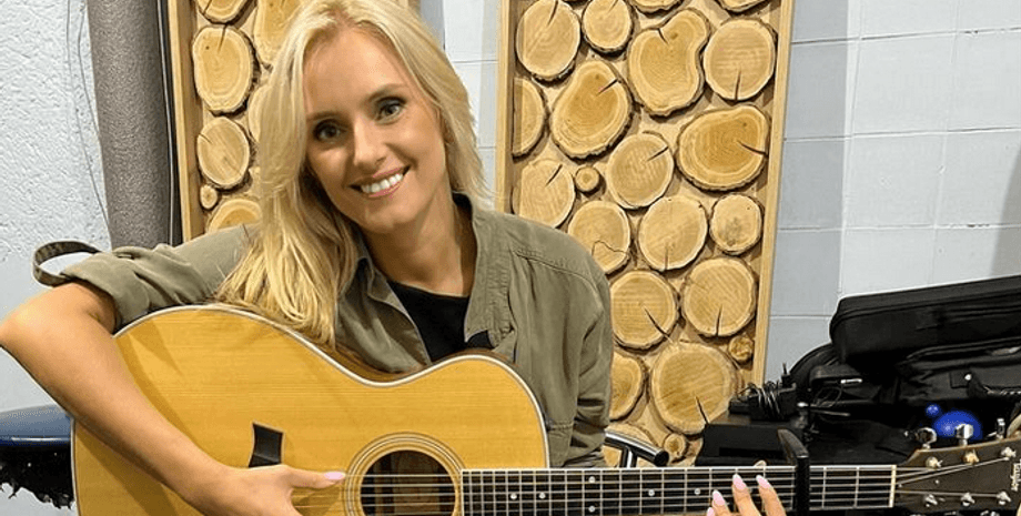 Ірина Федишин, гітара