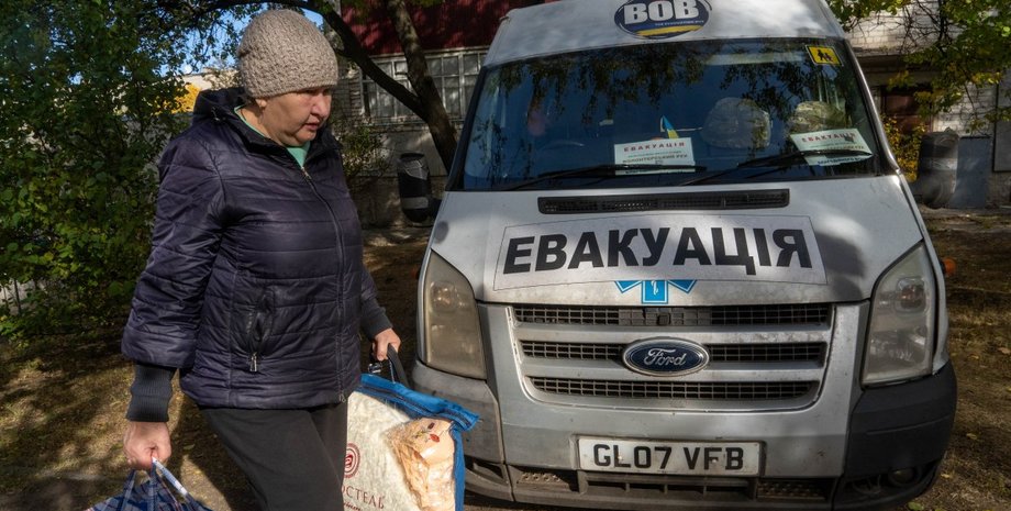 Примусова евакуація передбачена для мешканців 8 сіл і міст Донецької області