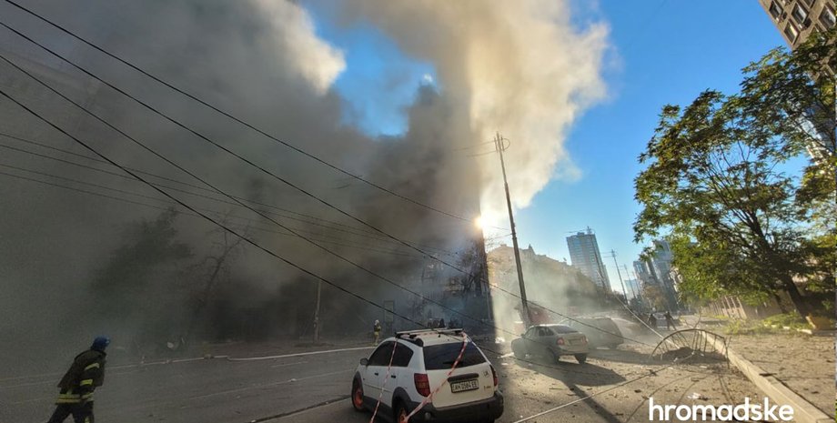 Атака удар дрони-камікадзе обстріл Київ Герань-2