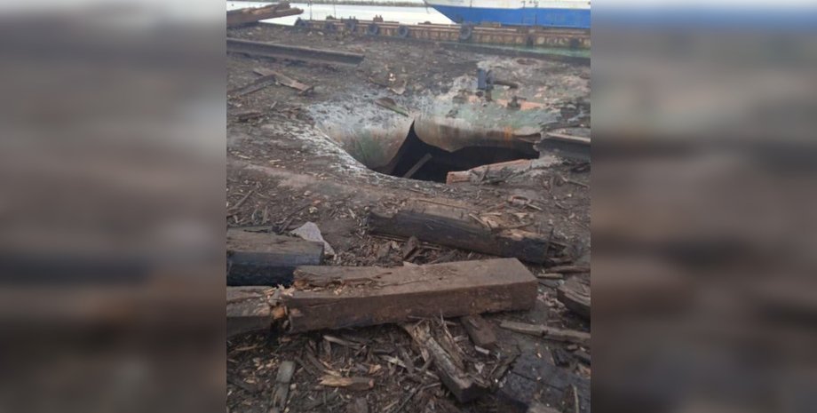 Пором РФ, пором Керч, пором Авангард, пором Конро Трейдер, пором РФ 30 травня, пором які наслідки 30 травня, Крим вибухи 30 травня, Крим ATACMS