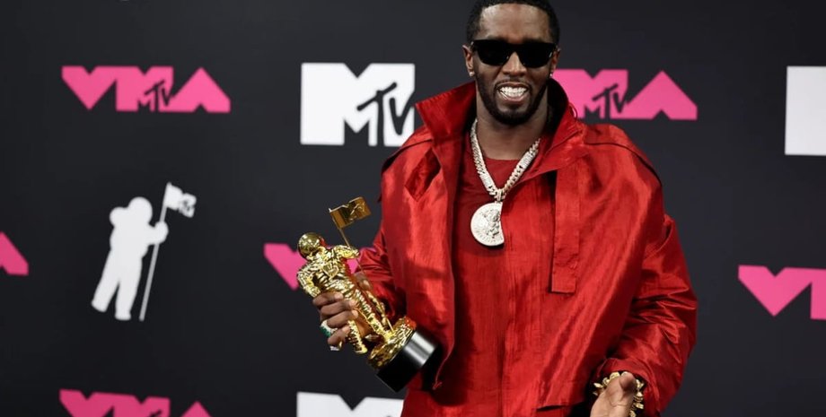 рэпер Diddy заплатил миллион долларов за убийство Тупака Шакура
