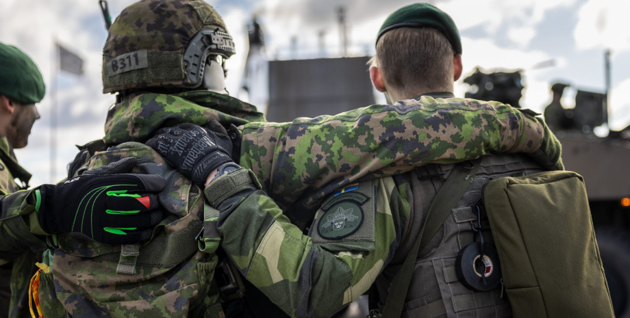 Finnland wird ein halbes Dutzend Militärbasen für das US -Militär in seinem Land...