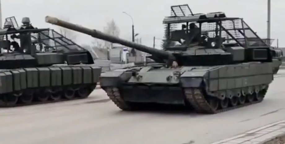 Идеальные для фронта в Украине или Балтии: какая техника РФ появится на  параде 9 мая, — Bild (видео)