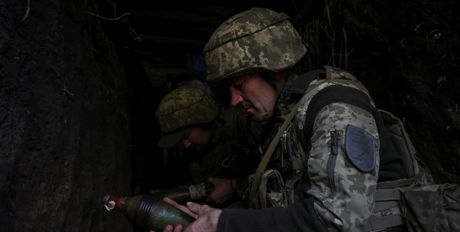 Украинские военные в Бахмуте Украинские военные в Бахмуте