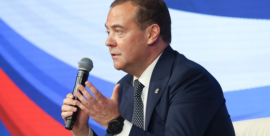 Дмитро Медведєв