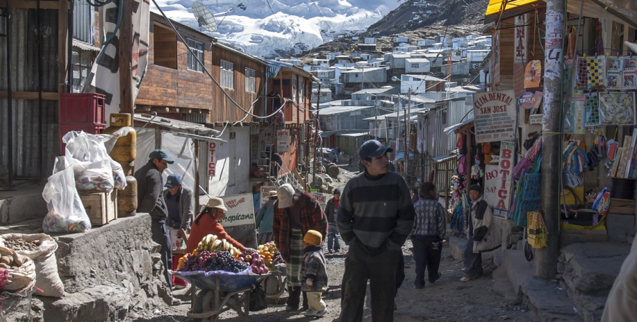 Ла-Рінконада Ла-Рінконада, перу, найвисокогірніше поселення, золотий рудник, видобуток золота