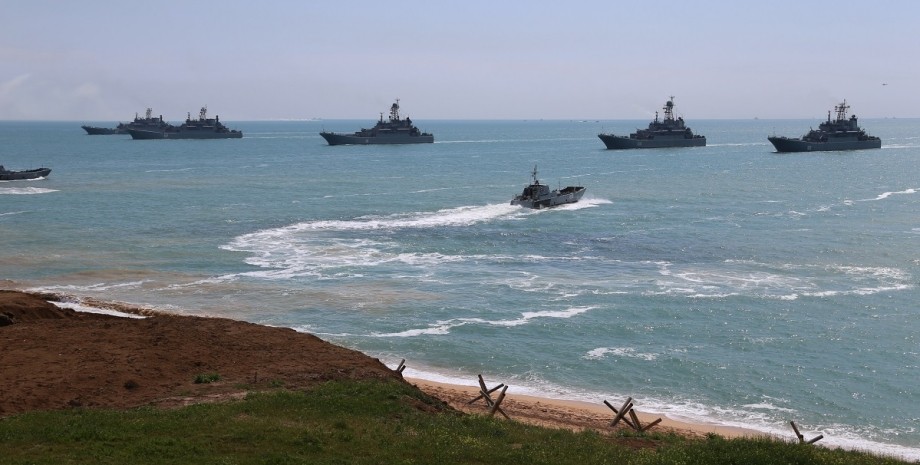 росія, десантні кораблі, крим, фото