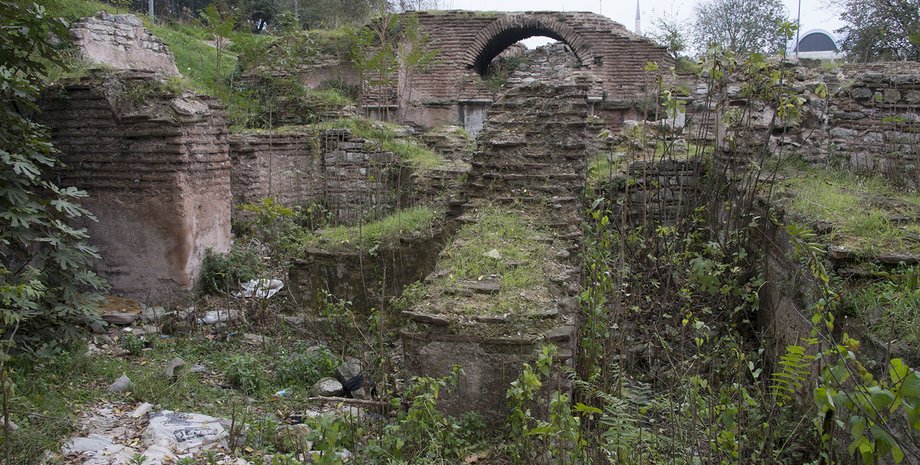 церковь Святого Полиевкта, турция, стамбул, раскопки, археология, находка, статуя, святыня, Константинополь, римская империя, византия, османская империя, бог, бог лечения,