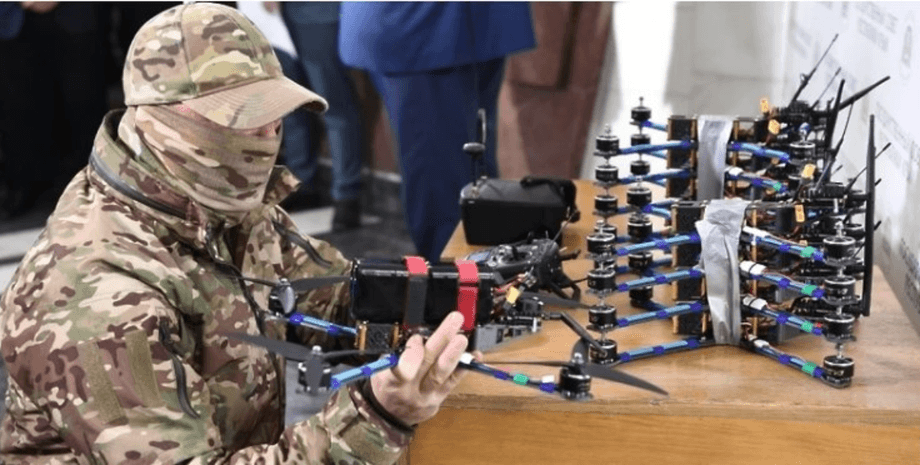 дрон-камікадзе Жириновский