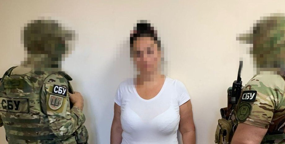 Агентка ФСБ РФ приїхала в Одесу і підклала вибухівку в будівлю обласного ТЦК, повідомила СБУ