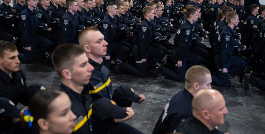мобилизация полицейских, полиция украины, нацполиция, полицейские в армии