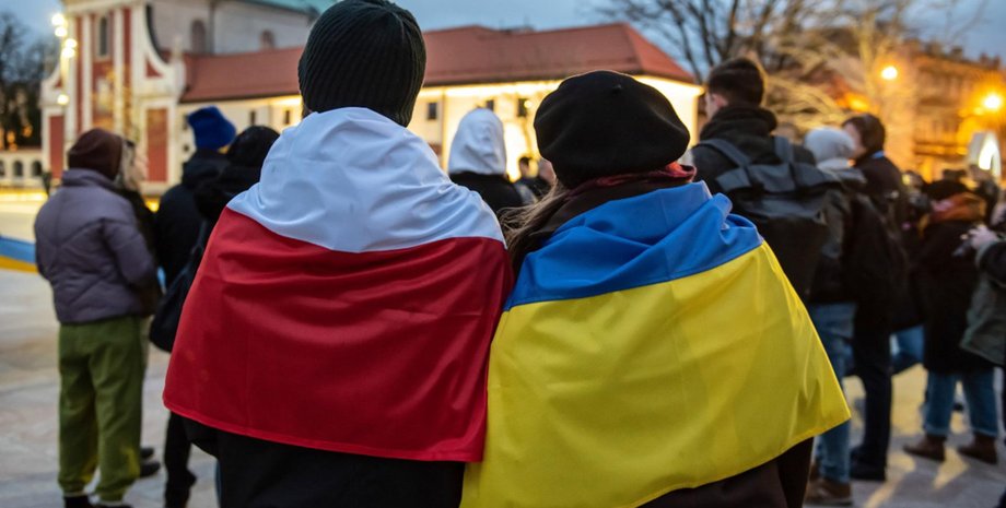 переселенцы в польше, украинцы в польше, помощь беженцам в польше, помощь украинским беженцам в польше, Програма 40 в Польше, Въезд в Польшу для украинцев сегодня, Как получить статус беженца в Польше, Польша для украинцев 2023, украинские