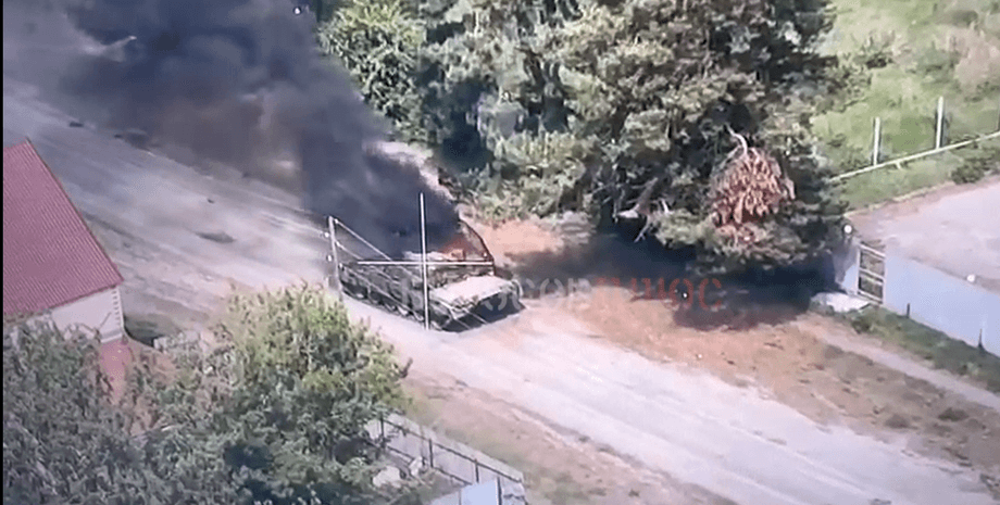 Танк, Волчанск, Харьковская область, война в Украине, фото