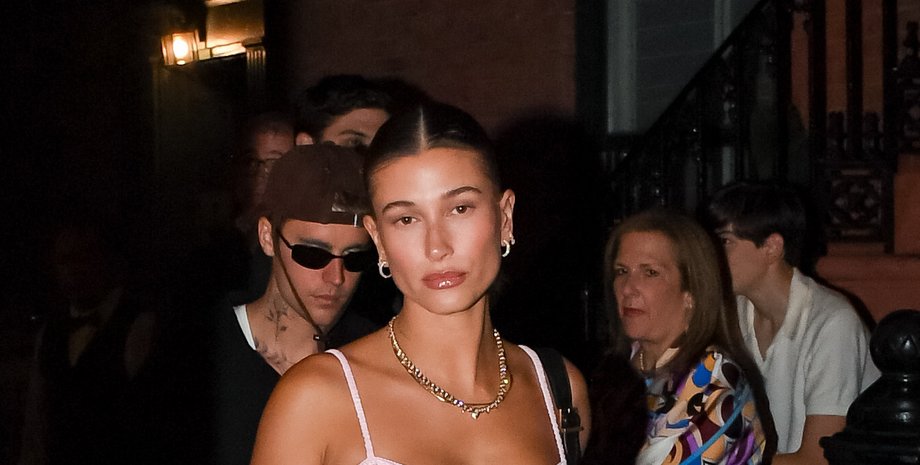 Гейлі Бібер, Гейлі Бібер стиль, Гейлі Бібер сукня, джастін бібер, український бренд, анна october