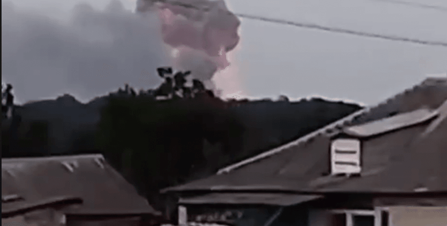 белгородская область пожар, склад бк рф пожар, белгородская область склад с боеприпасами