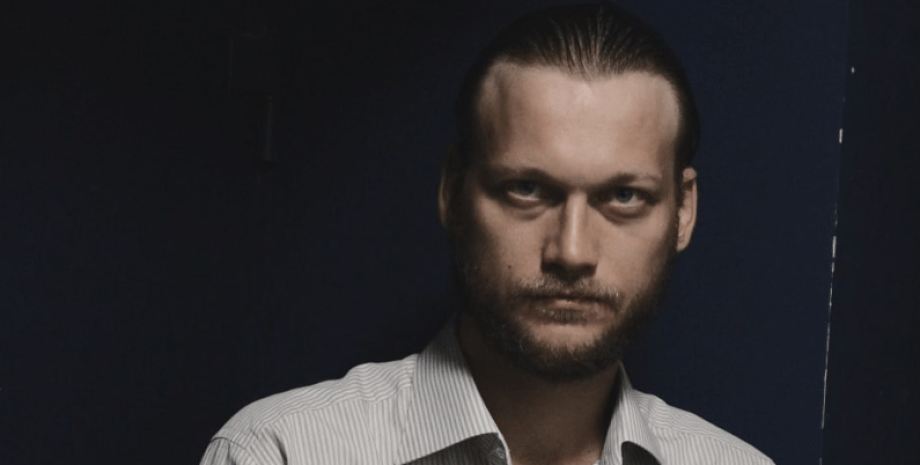 актер Константин Темляк попал в скандал с насилием