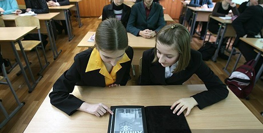 Дмитрий Стойков, Фокус