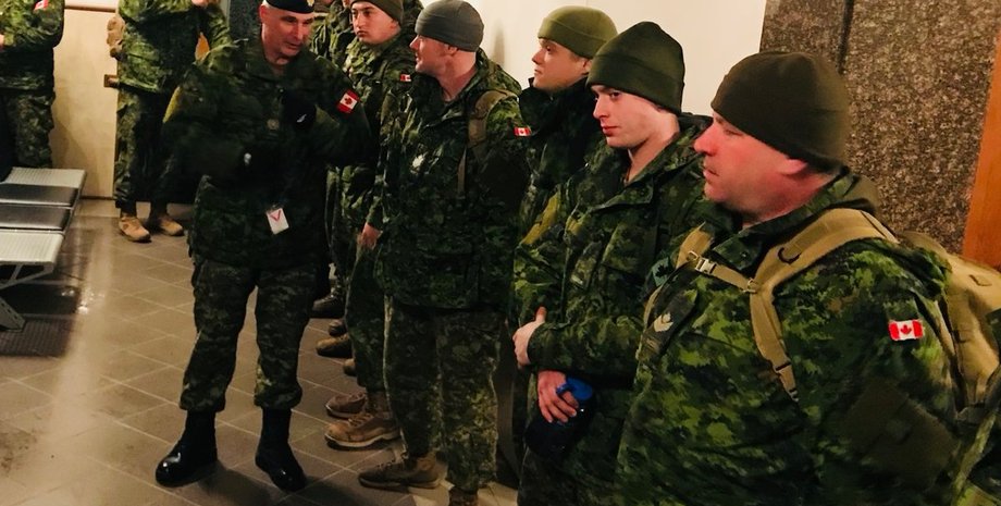 Фото: twitter.com/LColKrisReeves