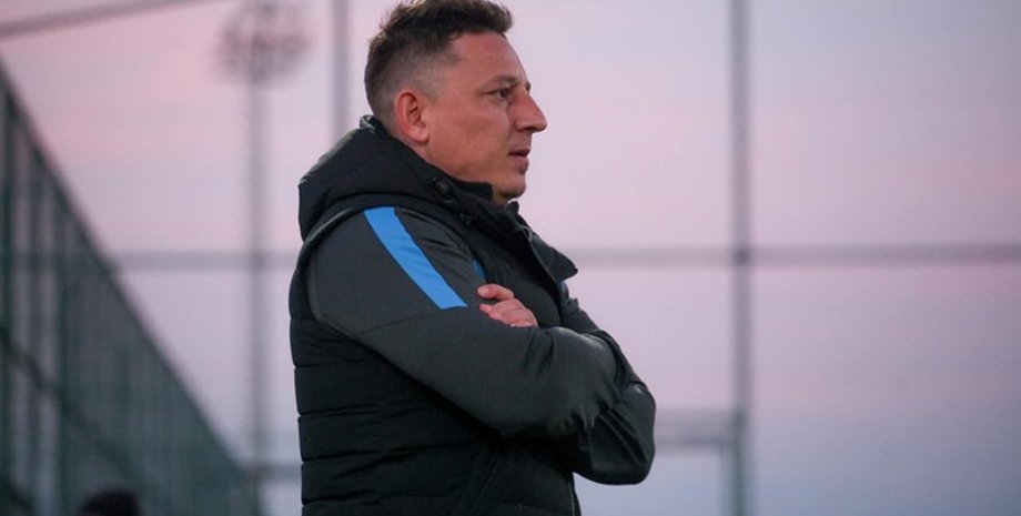 футбол, фк Минай, головний тренер, Василь Кобін, Відставка, Валерій Пересоляк