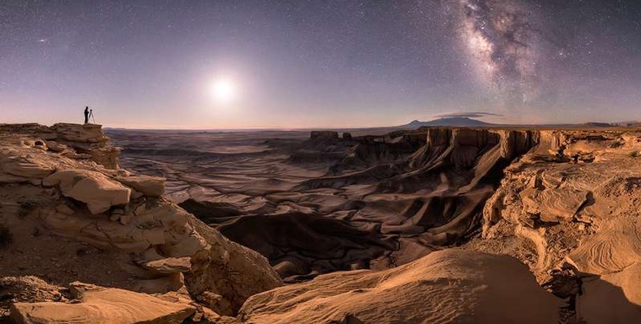 Фото-победитель конкурса. Автор: Brad Goldpaint