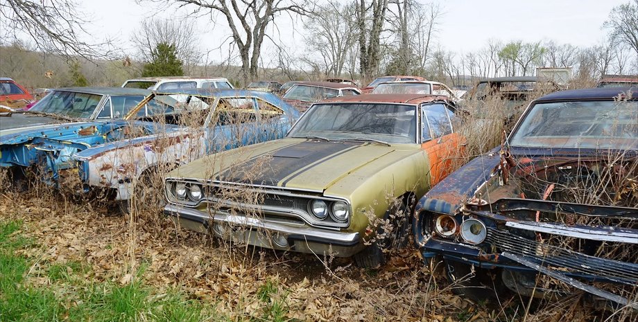 Plymouth Road Runner, Dodge Charger, Dodge Challenger