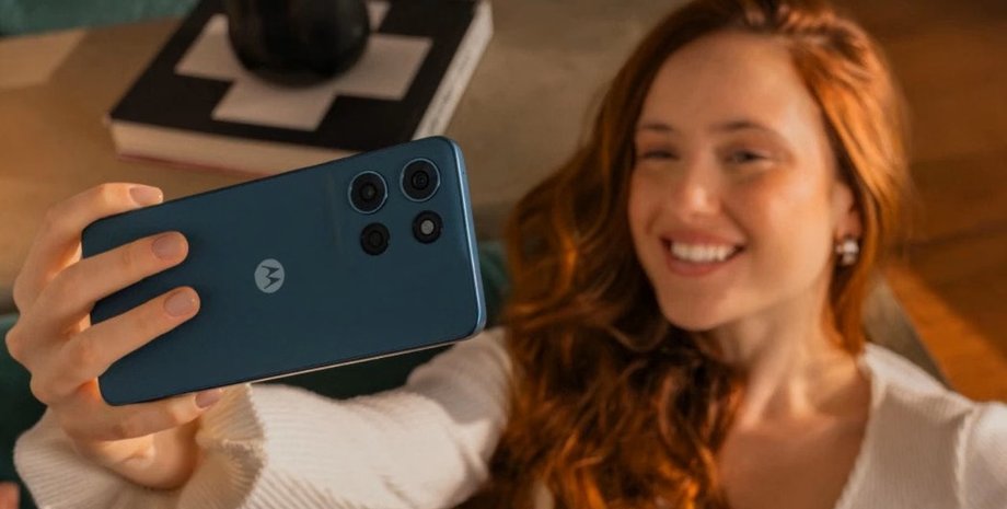 смартфон Moto G Play 2026 смартфон Moto G Play 2026