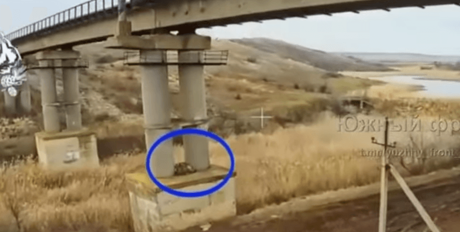 наступ РФ, РФ підірвали міст, РФ підірвали замінований ЗСУ міст, підірвали замінований міст, відступ ЗСУ