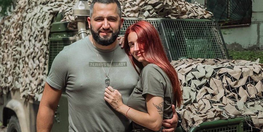 Евгения Эмеральд и Евгений Стипанюк, развод Евгении Эмеральд, жанна дарк снайперка, домашнее насилие