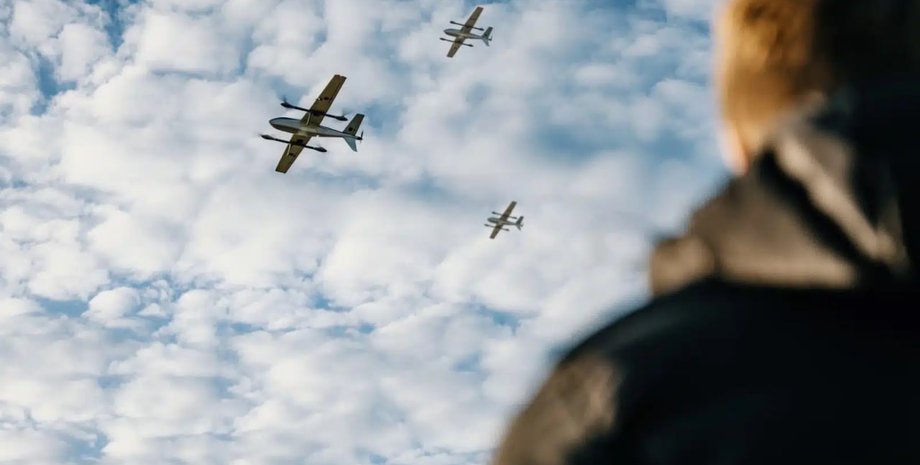 Рой дронов Valkyrie Six Robotics