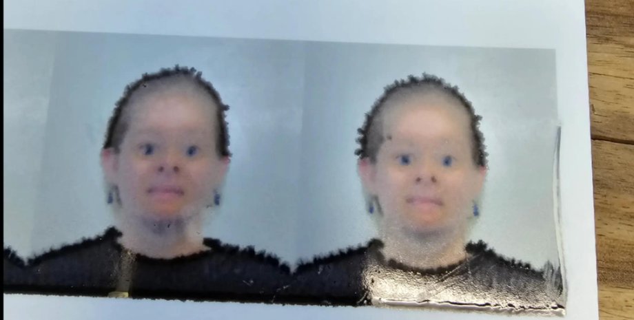 Американка получила снимок на паспорт с неожиданным эффектом з-за ошибки во время печати