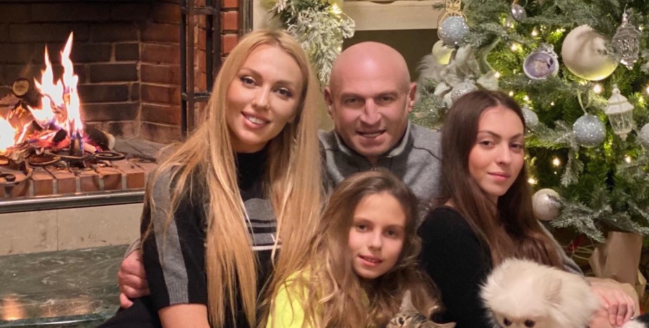 Оля Полякова с семьей, оля полякова муж, оля полякова дочери, вадим буряковский, разница в возрасте