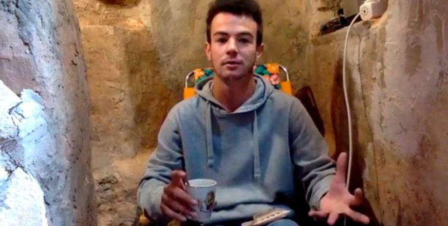 Хлопець, печера, хобі, землянка,