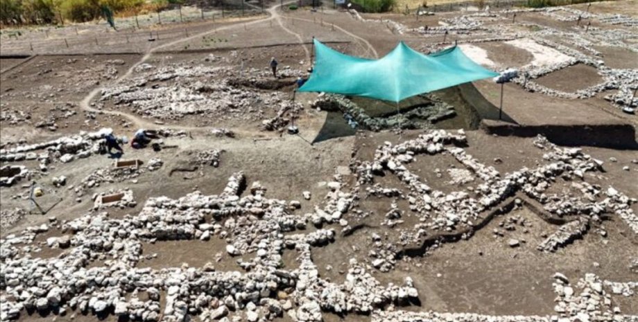 ученые нашли 9500-летнюю постройку