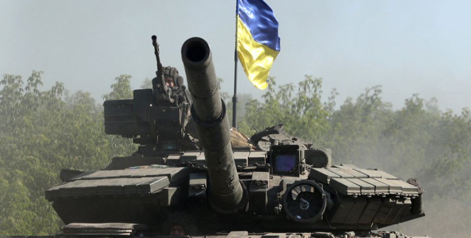 украинский танк, флаг украины, всу, украинские военные