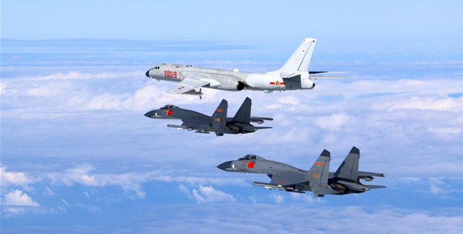 Военные самолеты КНР