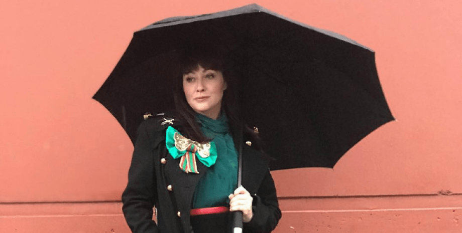 Шеннен Догерті, парасолька