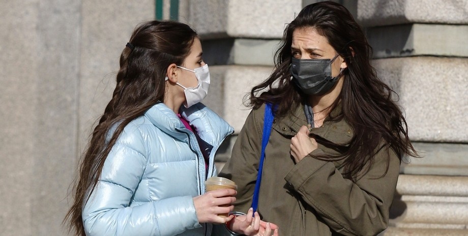 Кэти Холмс и Сури Круз Кэти Холмс и Сури Круз, день рождения, праздник